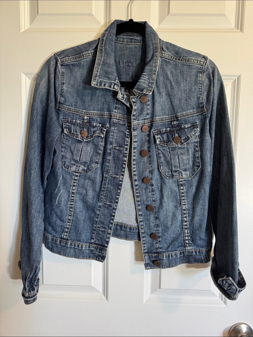 Kut from the Kloth Women's Faded Blue Denim Jacket